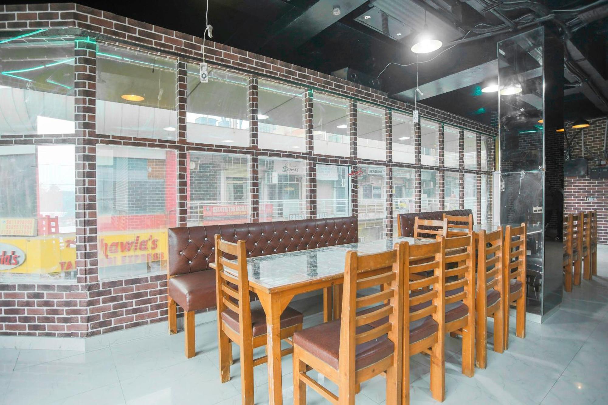 Hotel O Parktel Indirapuram Εξωτερικό φωτογραφία