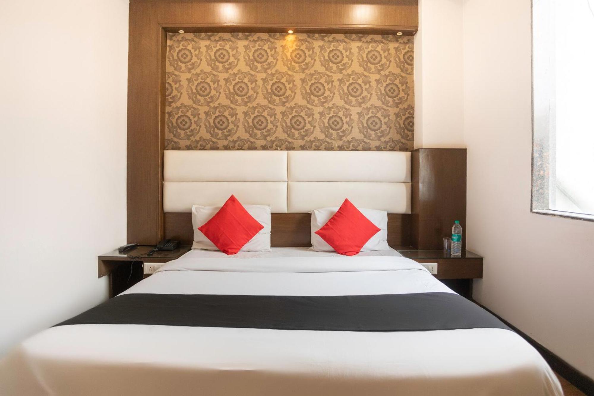 Hotel O Parktel Indirapuram Εξωτερικό φωτογραφία
